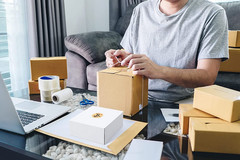 Multipurpose 4X4X2 Corrugated Mailers – 50 Durable Shipping Boxes for All Needs