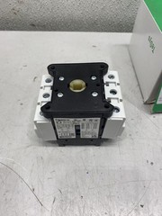 SCHNEIDER ELECTRIC V4 Switch Disconnector Body 3 Poles 80A