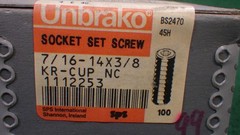 (100) 7/16-14 x 3/8″ socket set screws Knurled cup point Unbrako 1122553
