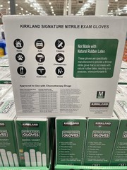 Kirkland Signature 467120 Nitrile Exam Gloves, Medium – 200 Count (2 Pack)