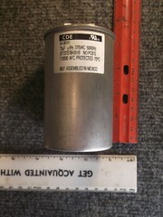 CDE motor start capacitor 70 uF 370 VAC Cornell Dublier SFT37S70H391B