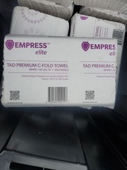 Empress S1010 White 10 x 12.75 In C-Fold Premium Towel – 200 / CS