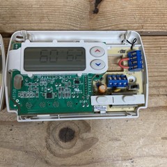 2X Emerson 1F86-344 Non-Programmable Thermostat for Single-Stage Systems