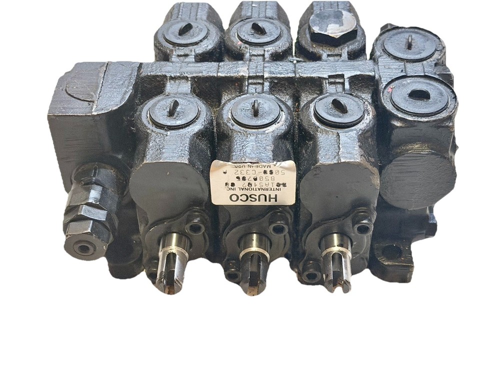 Hyster 8500786 3 Spool Hydraulic Valve Yale YT580000026 OEM