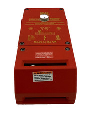 STI TL8018 Safety Interlock Switch 44504-1820, 24V AC/DC
