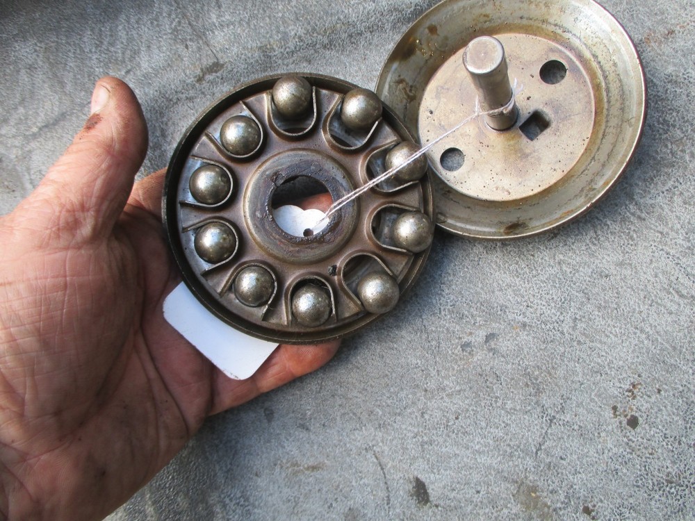 FERGUSON TO-30, TO-20 ,GAS, USED GOVERNOR ASSEMEBLY #1002849M91, USED ORIGINL