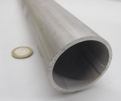 304 Stainless Steel Tube 1.25 OD x 1.120″ ID x .065″ Wall x 5 Foot Length