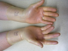 ULTRA THIN TRANSPARENT LATEX RUBBER GLOVES MEDIUM