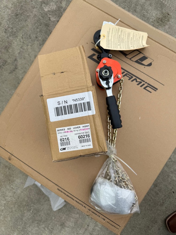 Columbus McKinnon CM 0216 Series 603 Lever Chain Hoist 1/2 Ton Cap 10 FT Lift
