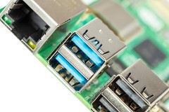 Raspberry Pi 5 (2GB) RAM Broadcom BCM2712 Arm Cortex-A76 2.4GHz Single Board