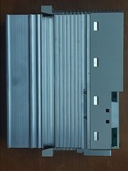 Lenze 8200 Vector frequency inverter 0.75 Kw. -Type: E82EV751K2C – New & Tested