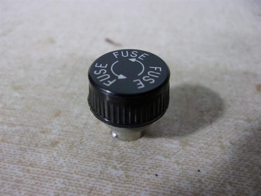 NEW Fuse Holder 9784-1/2 Cap Only *FREE SHIPPING*