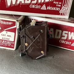 Wadsworth A220A Type A 20 Amp 2 Pole 2P METAL FOOT Circuit Breaker A220 NEW!!!