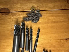 Lot 7.15 Lbs Of Tungsten Carbide Endmills And Inserts,Cutters. 1/4 Still Usable