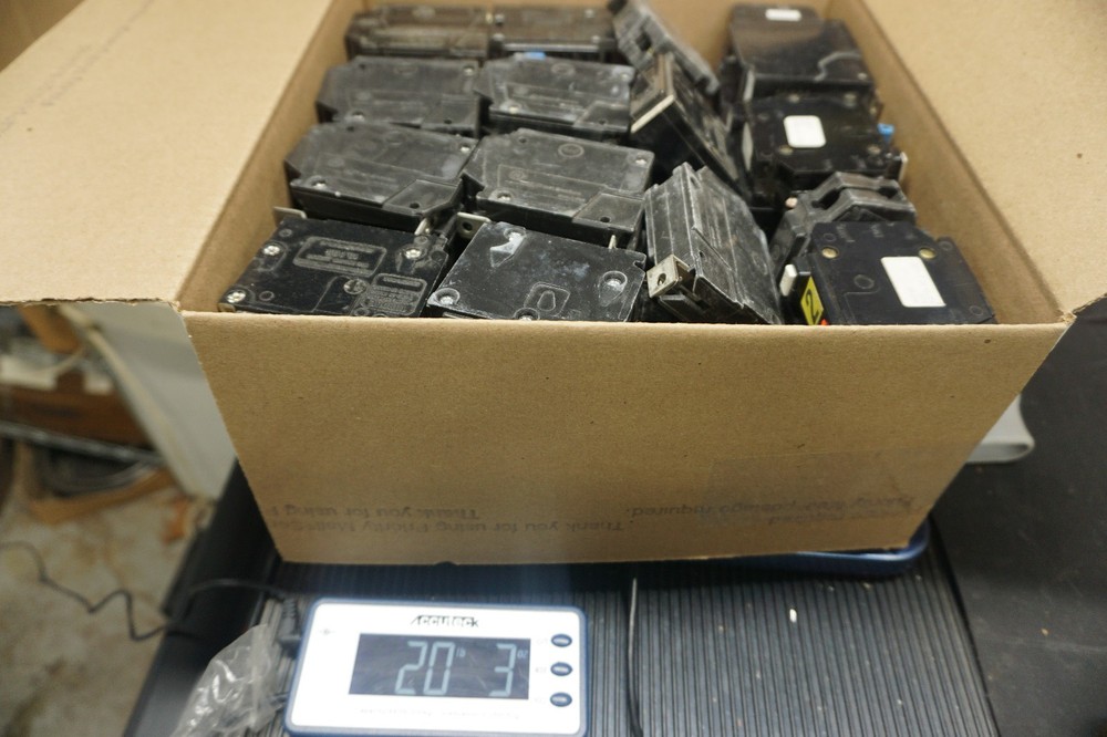 Scrap Circuit Breakers 20 Lb