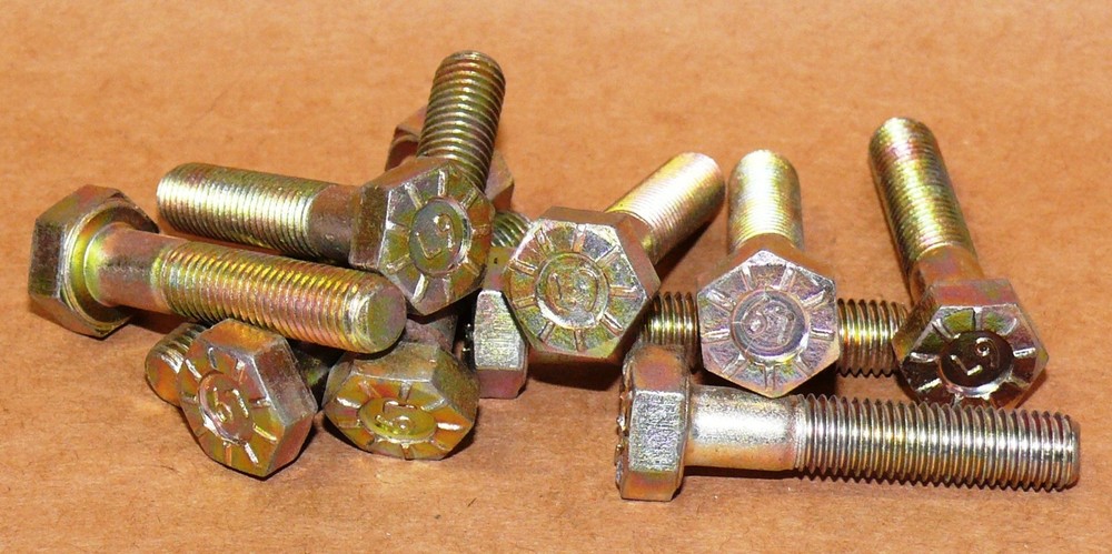 L9 7/8″-9 x 2-1/2″ Hex Head Bolts — Special High Strength Alloy Steel