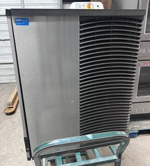 MANITOWOC Ice Machine IYT1200A Indigo NXT Half Cube Head Air Cooled