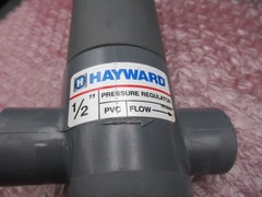Hayward PR10050PE PVC 1/2″ Pressure Regulator W 0-400kPa Gauge *NEW OLD STOCK*