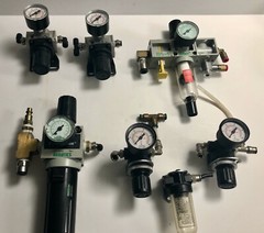 8 pounds of pressure regulators Numatics SMC Norgren