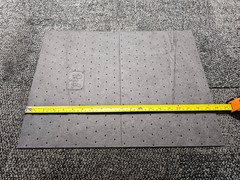 (QTY 100) New Pig 25100 15″ x 20″ Universal Lightweight Absorbent Mat Pad, Gray