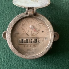 Vintage Buffalo NIAGARA Oil Meter, Gallons, Cast Iron, New York, USA