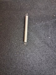 LE 016A 04 S. Extension Spring: LOT OF 25 OD 0.125 in, FL 1.375 in, Stainless S