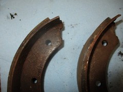 JOHN DEERE 316 318 330 332 420 TRACTOR REAR BRAKE SHOES (4) AM116982 $455+ JD