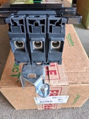 Square D BDA36025 – 25A 3 Pole Molded Case Circuit Breaker