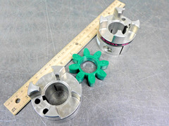 R&W Jaw Shaft Coupling Clamping 1-1/4″ to 1-1/4″ 1.250 Stainless Steel