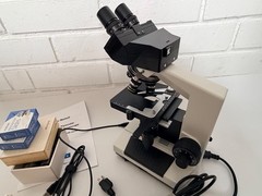 OMAX MD827S30-A191-SC100 Digital Binocular Biological Microscope
