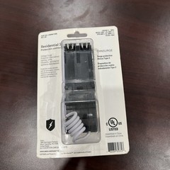 Eaton CHN surge Residential Surge Protector Type 2 3KA 120/240 Vac 60 Hz New