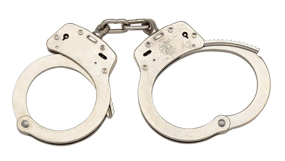 Smith & Wesson 350103 Police Double Lock Handcuffs – Nickel