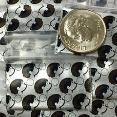 BaggiesSince1987- 12534 ZipSeal DESIGN BAGS MIX 1.25″X3/4″ METALLIC, 👀Details🔽