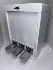 White $1 Vend 3 Column Sticker Tattoo Pokemon Card Vending Machine Working