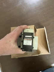 NEW Smc VP3185V-123TA1-XJ Pneumatic Solenoid Valve 0.8mpa 1-1/2in Npt
