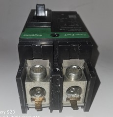 SQUARE D POWERPACT QG 200AMP 2-POLE 240V MAIN CIRCUIT BREAKER QGL22200LU