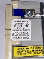 “LOT OF 7” COOPER E60120 Wiring Devices 20 -Amp 125-volt Commercial Decorator