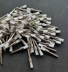 100 Pcs Dental White Nylon Polishing Flat Latch Polisher Prophy Brush Disposable