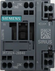 Siemens SIRIUS 3RT2024-2BB40 E:04 + 3RH2911-2FA22 E:03 Power Contactor -used-