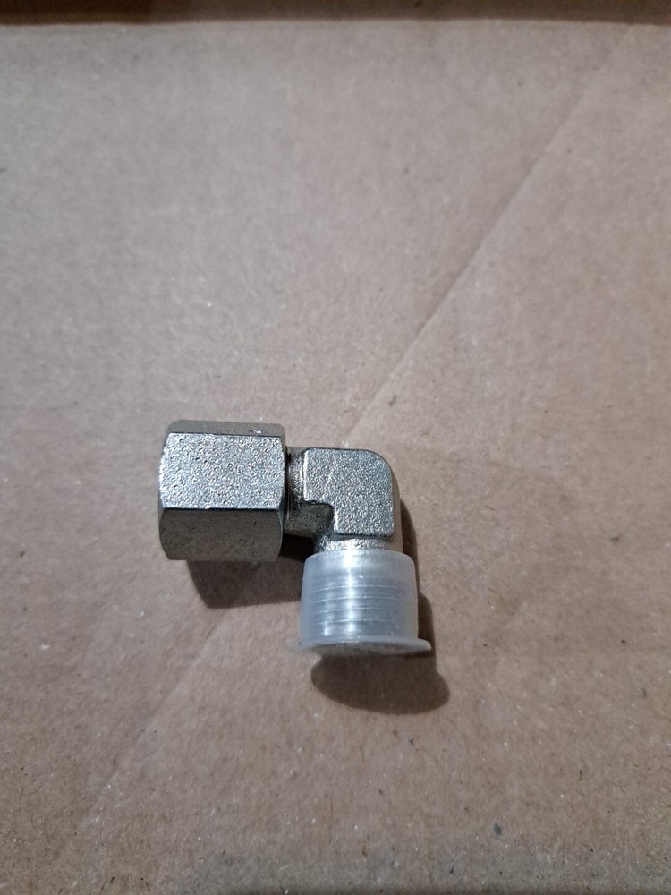 Chinese Mini Excavator Din M16 To M16 90 ° Male To Female Union Din 2353 10L