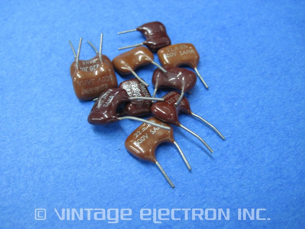 (10) SAHA Silver Mica Radial Capacitors: 22pF x 500VDC, 5% (Short Leads)