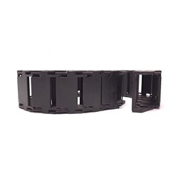 Igus 17.4.063 Energy Chain, Dimensions: 25-3/4″ L x 2-3/8″ W x 1-1/2″ H 19 Links