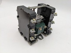 Cutler-Hammer 9575H2018 Relay 6 Normally Open 600V 10A Coil 208/220V 60 Cycles