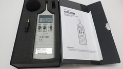 EXTECH 407735 SOUND LEVEL METER. LO=35—100dB, HI=65—130dB
