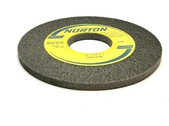 Norton 32A46-H8VBE Grinding Wheel 3″ Bore 2070 RPM