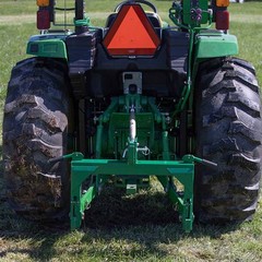 Titan Attachments Green 3 Point Quick Hitch Adaptor to Category 1 Tractors