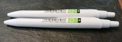2X Schneider Reco Retractable Ballpoint Pens Recycled Plastic White w/Black Ink