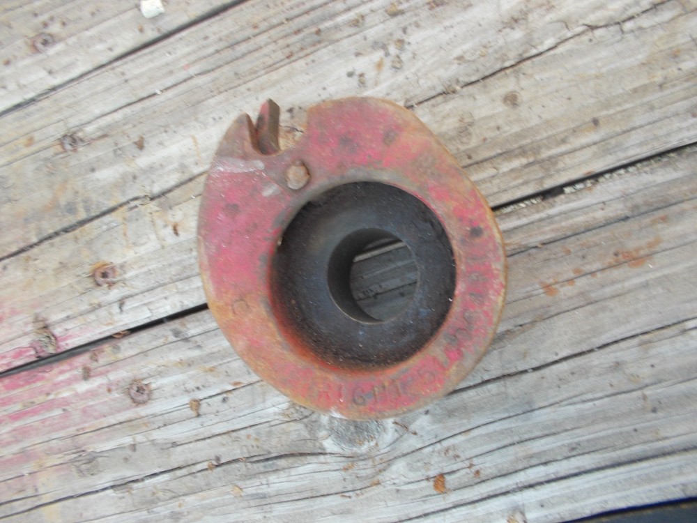 Farmall International grain drill planter right side bracket 510064R1