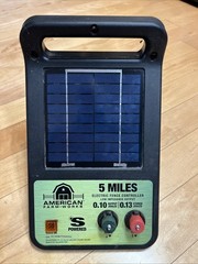 American Farm Works 5 Miles Solar Electric Fence Controller – USED