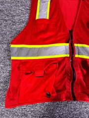 Uline Safety Work Vest Mens XL Red Sleeveless High Visibility Reflective Utility